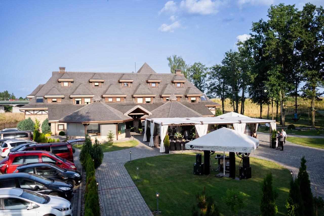 Hotel & Spa **** Kasztel Uniejow Exterior photo